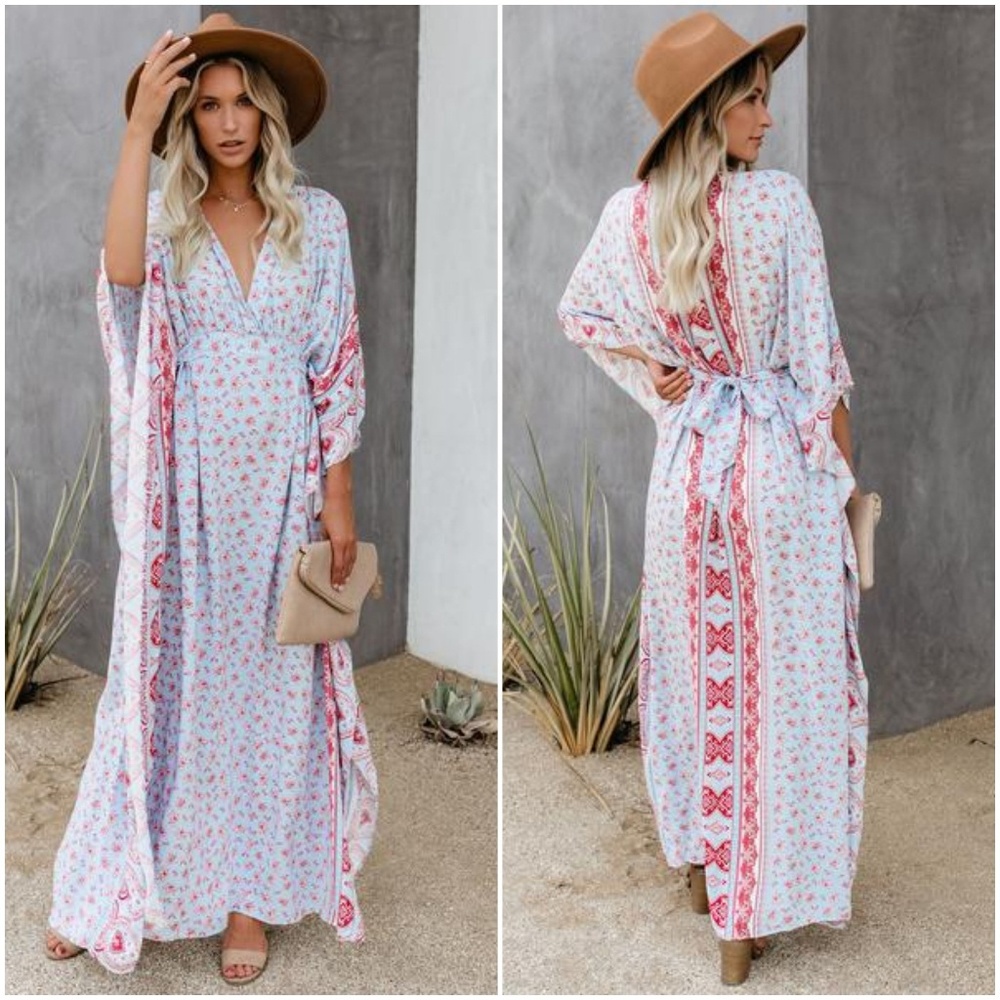 Vici Beacon Hill Tie Back Kimono Dress